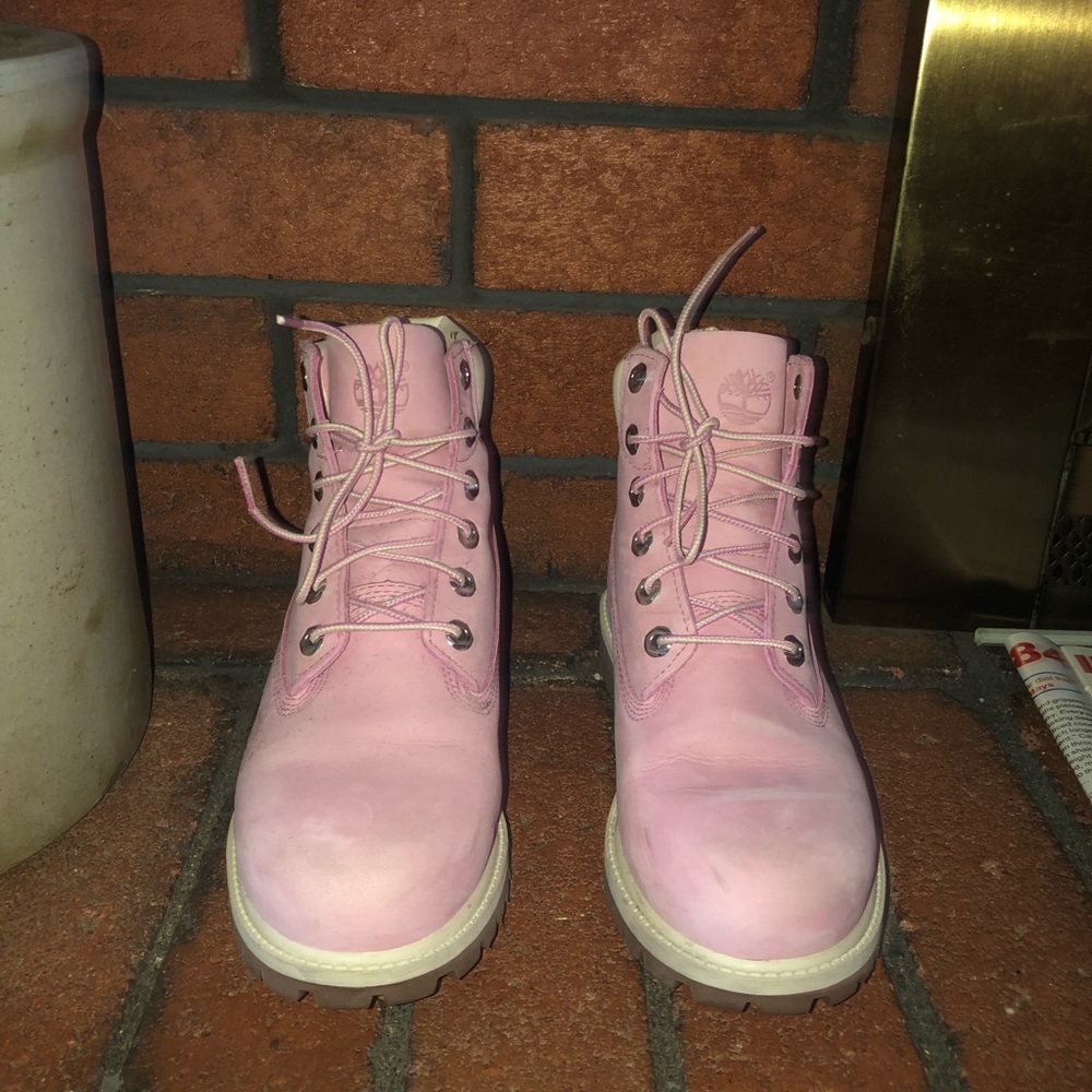 New Baby Pink Timberland Boots - Picture 5 of 5